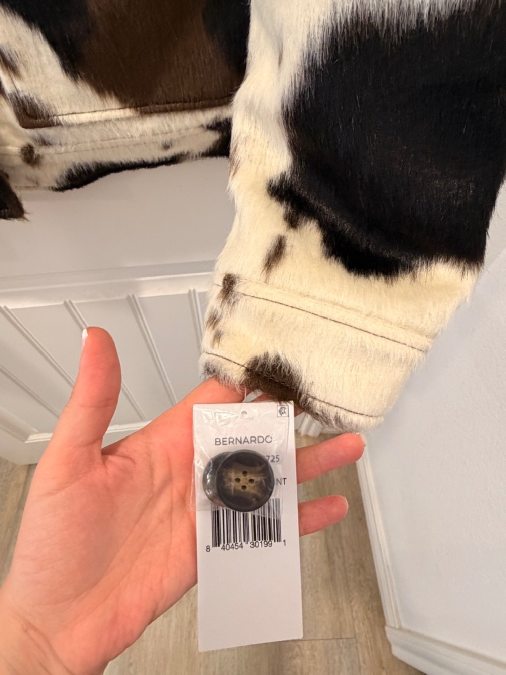 Cow print coat - Picture 4 of 5